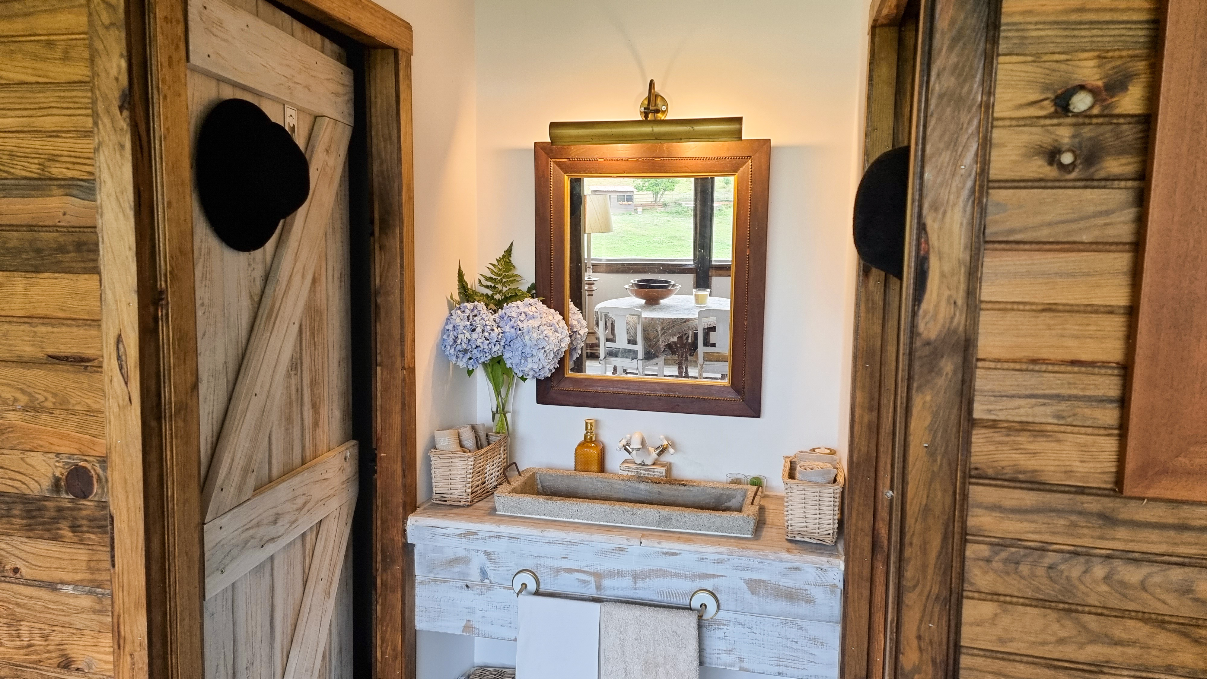 Casa da Sogra's bathroom entrance